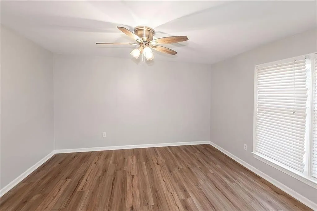 602 Abingdon Way, Atlanta, Georgia 30328, 2 Bedrooms Bedrooms, ,2 BathroomsBathrooms,Residential,For Sale,602 Abingdon Way,7747867