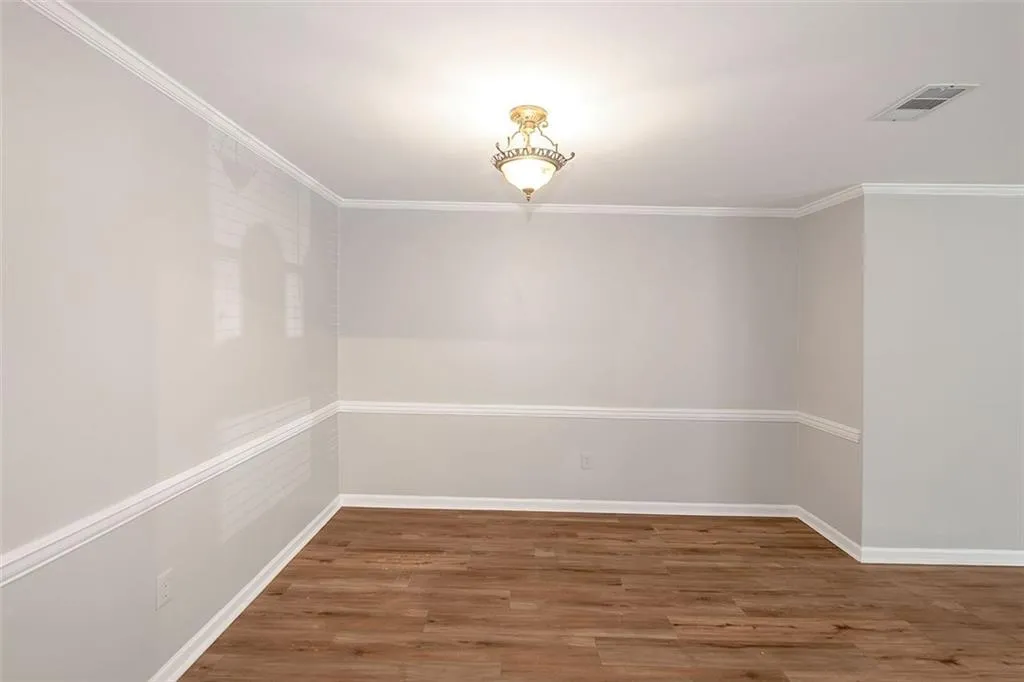 602 Abingdon Way, Atlanta, Georgia 30328, 2 Bedrooms Bedrooms, ,2 BathroomsBathrooms,Residential,For Sale,602 Abingdon Way,7747867