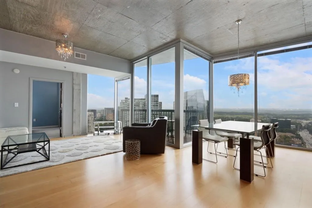 3324 Peachtree Road Ne Unit 2918, Atlanta, Georgia 30326, 2 Bedrooms Bedrooms, ,2 BathroomsBathrooms,Residential,For Sale,3324 Peachtree Road Ne Unit 2918,7639353