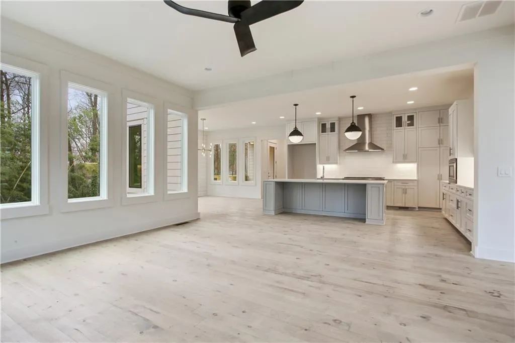 67 Angus Trail, Atlanta, Georgia 30328, 5 Bedrooms Bedrooms, ,5 BathroomsBathrooms,Residential,Sold,67 Angus Trail,6669086