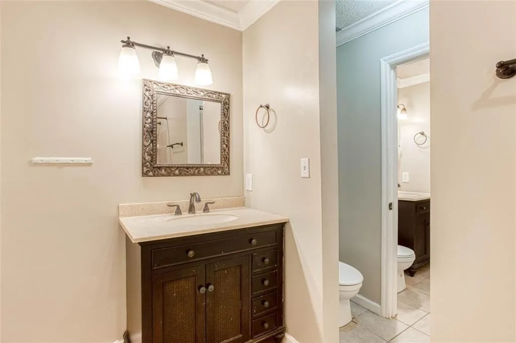 5580 Chemin De Vie, Atlanta, Georgia 30342, 2 Bedrooms Bedrooms, ,2 BathroomsBathrooms,Residential,Sold,5580 Chemin De Vie,6892293