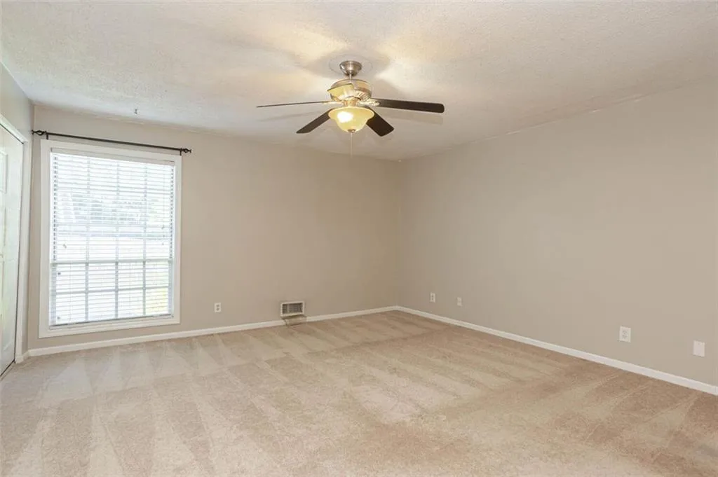5580 Chemin De Vie, Atlanta, Georgia 30342, 2 Bedrooms Bedrooms, ,2 BathroomsBathrooms,Residential,Sold,5580 Chemin De Vie,6892293