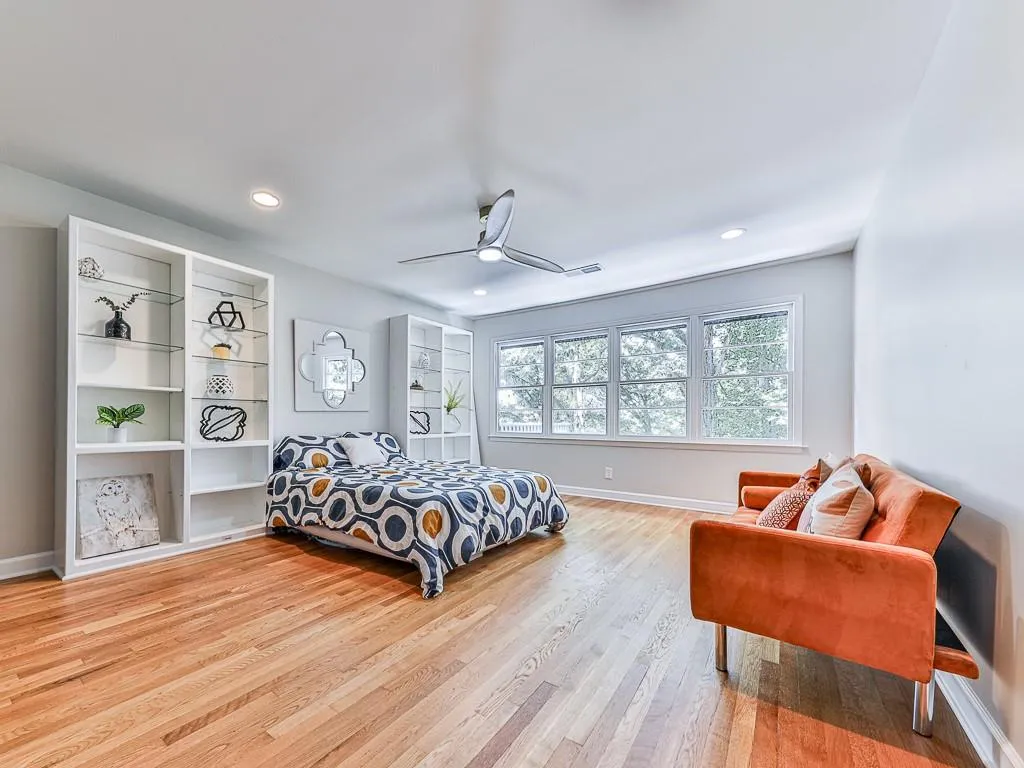 120 Huntcliff Point, Atlanta, Georgia 30350, 5 Bedrooms Bedrooms, ,4 BathroomsBathrooms,Residential,For Sale,120 Huntcliff Point,7555773