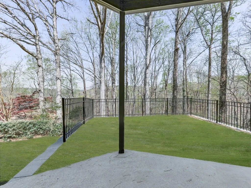 120 Huntcliff Point, Atlanta, Georgia 30350, 5 Bedrooms Bedrooms, ,4 BathroomsBathrooms,Residential,For Sale,120 Huntcliff Point,7555773