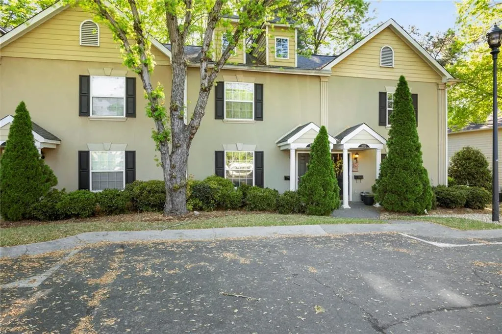 805 Brighton Point, Sandy Springs, Georgia 30328, 2 Bedrooms Bedrooms, ,2 BathroomsBathrooms,Residential,Sold,805 Brighton Point,6548728