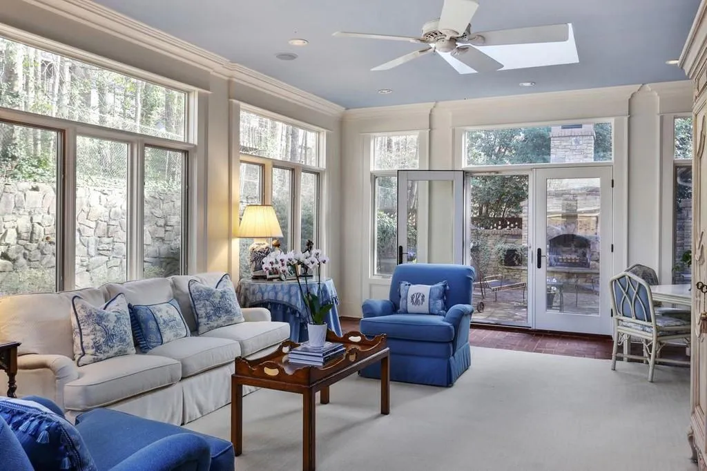 6460 River Chase Circle, Sandy Springs, Georgia 30328, 5 Bedrooms Bedrooms, ,4 BathroomsBathrooms,Residential,Sold,6460 River Chase Circle,6804119
