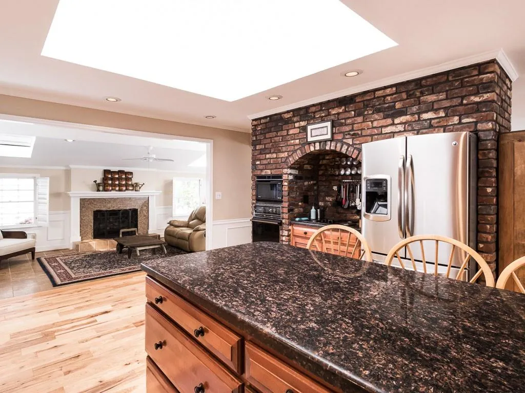 7243 Duncourtney Drive Ne, Sandy Springs, Georgia 30328, 4 Bedrooms Bedrooms, ,2 BathroomsBathrooms,Residential,Sold,7243 Duncourtney Drive Ne,5835789