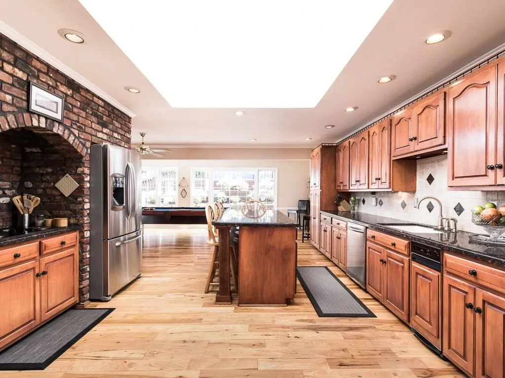 7243 Duncourtney Drive Ne, Sandy Springs, Georgia 30328, 4 Bedrooms Bedrooms, ,2 BathroomsBathrooms,Residential,Sold,7243 Duncourtney Drive Ne,5835789