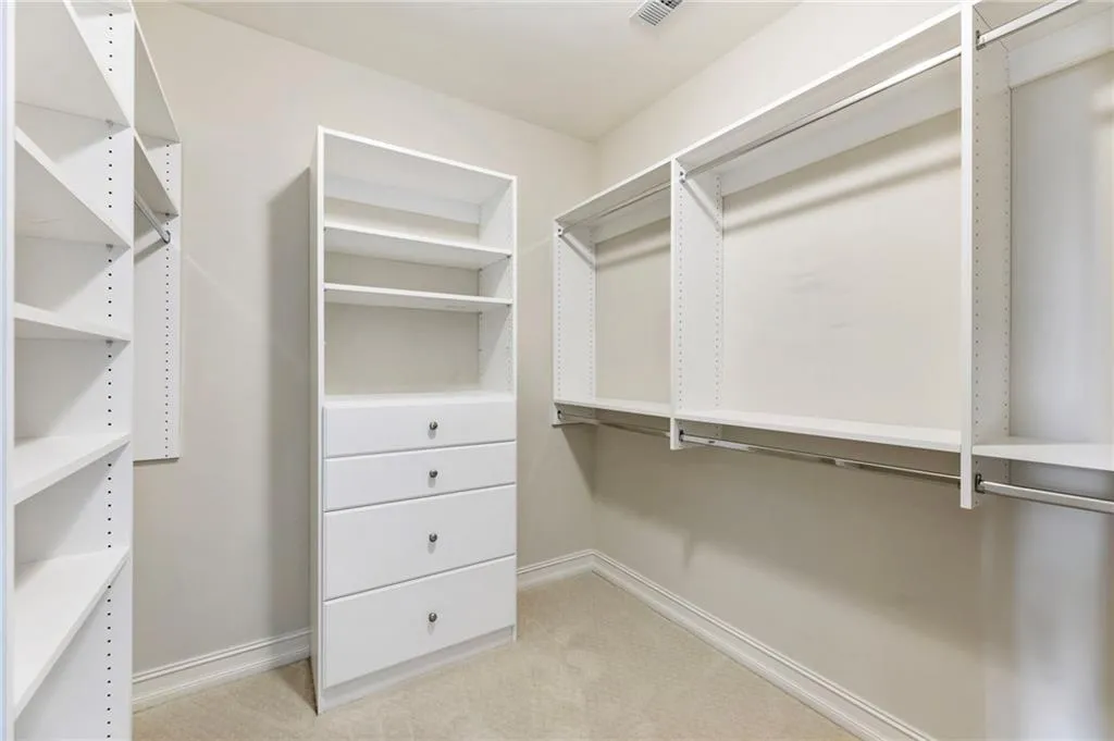 2233 Peachtree Road Ne Unit 503, Atlanta, Georgia 30309, 2 Bedrooms Bedrooms, ,2 BathroomsBathrooms,Residential,For Sale,2233 Peachtree Road Ne Unit 503,7663520
