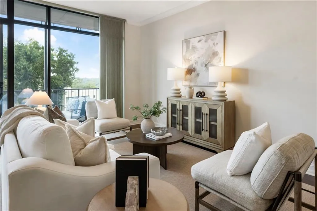 2233 Peachtree Road Ne Unit 503, Atlanta, Georgia 30309, 2 Bedrooms Bedrooms, ,2 BathroomsBathrooms,Residential,For Sale,2233 Peachtree Road Ne Unit 503,7663520
