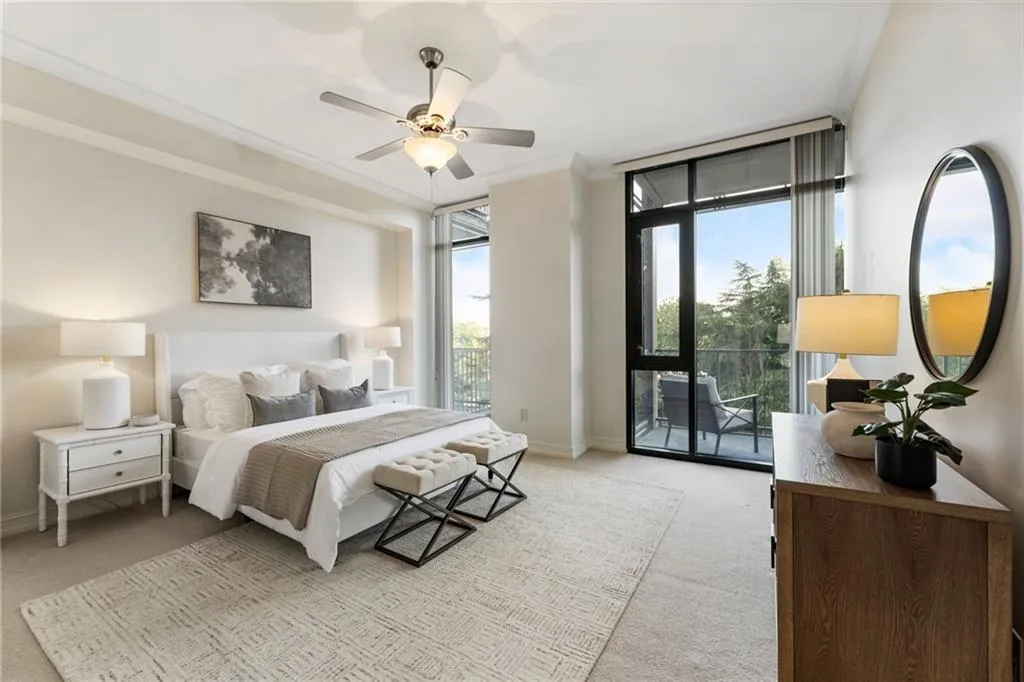 2233 Peachtree Road Ne Unit 503, Atlanta, Georgia 30309, 2 Bedrooms Bedrooms, ,2 BathroomsBathrooms,Residential,For Sale,2233 Peachtree Road Ne Unit 503,7663520