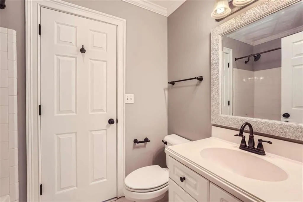 303 Masons Creek Circle, Sandy Springs, Georgia 30350, 3 Bedrooms Bedrooms, ,2 BathroomsBathrooms,Residential,Sold,303 Masons Creek Circle,7420850