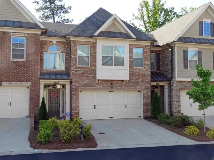 7520 Glisten Avenue Unit 315, Atlanta, Georgia 30328, 3 Bedrooms Bedrooms, ,2 BathroomsBathrooms,Residential,Sold,7520 Glisten Avenue Unit 315,5968330