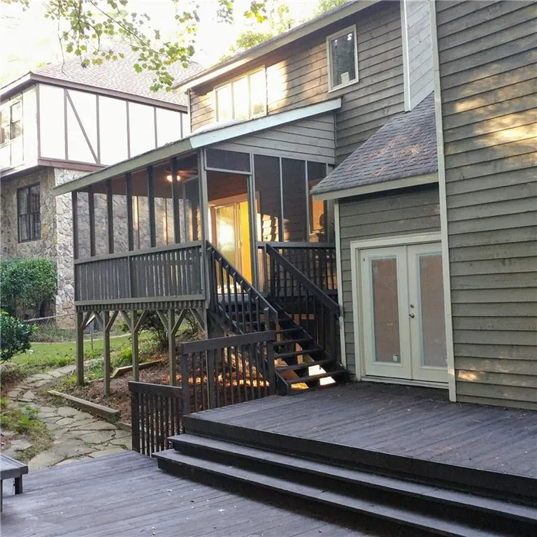 260 Drummen Court, Sandy Springs, Georgia 30328, 5 Bedrooms Bedrooms, ,3 BathroomsBathrooms,Residential,Sold,260 Drummen Court,5923130