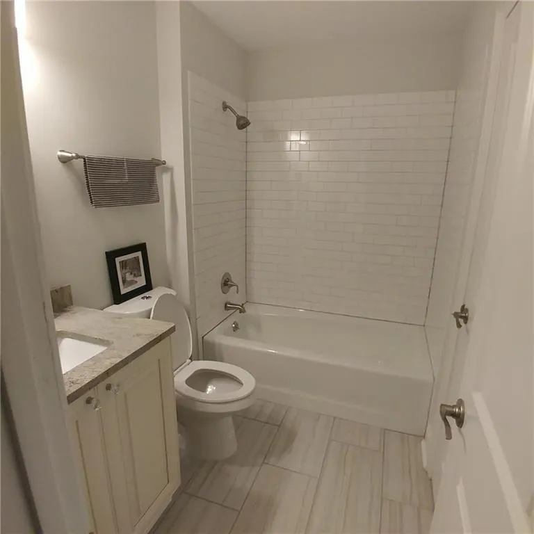 260 Drummen Court, Sandy Springs, Georgia 30328, 5 Bedrooms Bedrooms, ,3 BathroomsBathrooms,Residential,Sold,260 Drummen Court,5923130