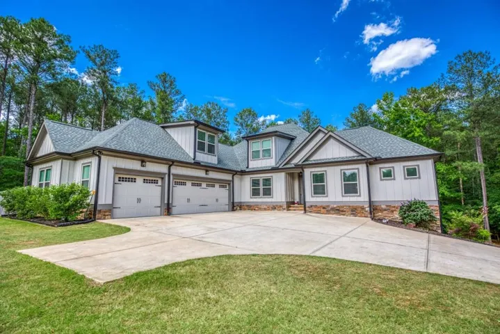 2529 Shockley Springs Drive, Monroe, Georgia 30656
