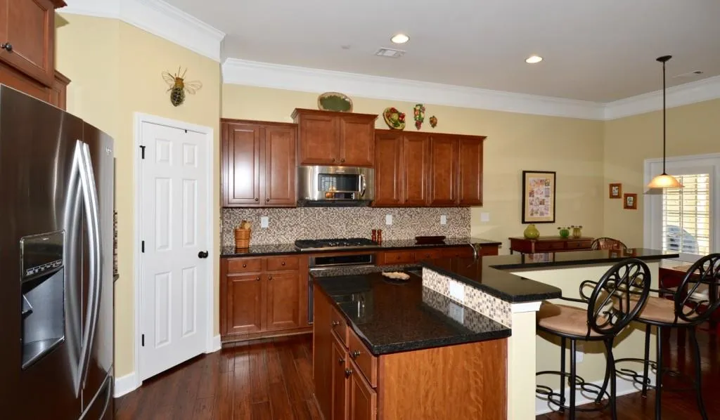 114 Barkley Lane Unit 114, Sandy Springs, Georgia 30328, 3 Bedrooms Bedrooms, ,3 BathroomsBathrooms,Residential,Sold,114 Barkley Lane Unit 114,5555395