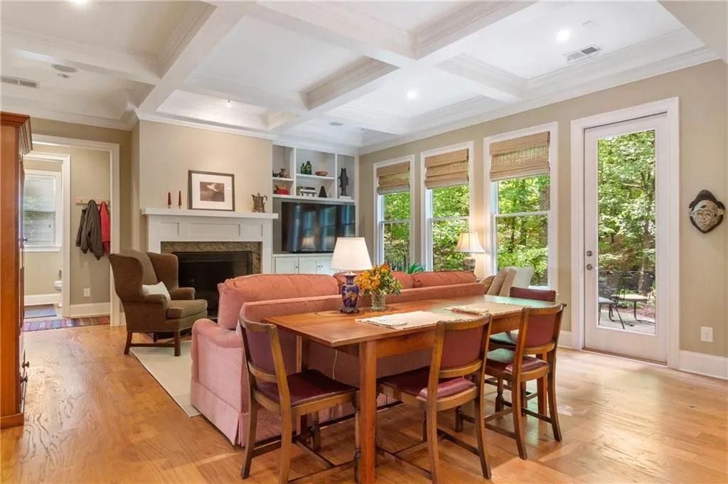 337 Riversedge Drive, Atlanta, Georgia 30339, 4 Bedrooms Bedrooms, ,4 BathroomsBathrooms,Residential,Sold,337 Riversedge Drive,7036363