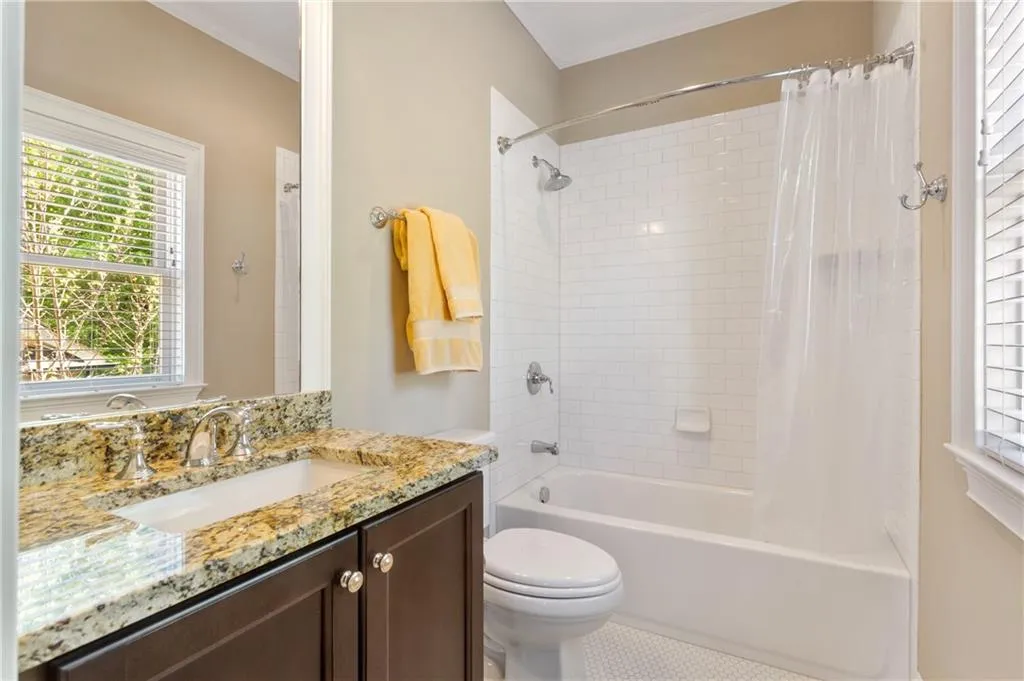 337 Riversedge Drive, Atlanta, Georgia 30339, 4 Bedrooms Bedrooms, ,4 BathroomsBathrooms,Residential,Sold,337 Riversedge Drive,7036363