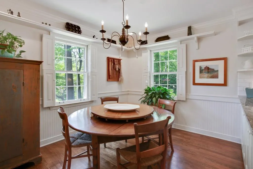 5585 Whitner Drive, Atlanta, Georgia 30327, 6 Bedrooms Bedrooms, ,3 BathroomsBathrooms,Residential,Sold,5585 Whitner Drive,5681457