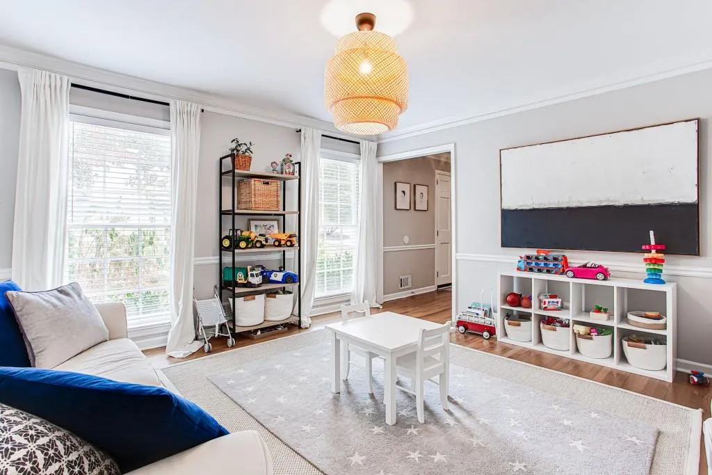 6740 Wright Road, Atlanta, Georgia 30328, 4 Bedrooms Bedrooms, ,3 BathroomsBathrooms,Residential,Sold,6740 Wright Road,7129197