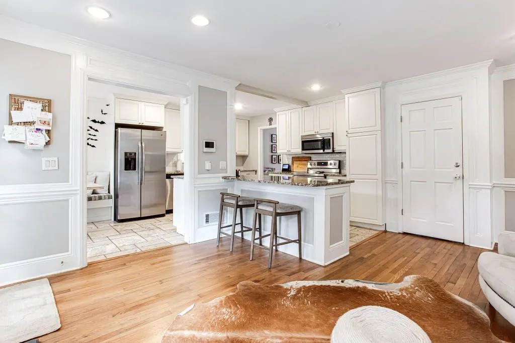 6740 Wright Road, Atlanta, Georgia 30328, 4 Bedrooms Bedrooms, ,3 BathroomsBathrooms,Residential,Sold,6740 Wright Road,7129197