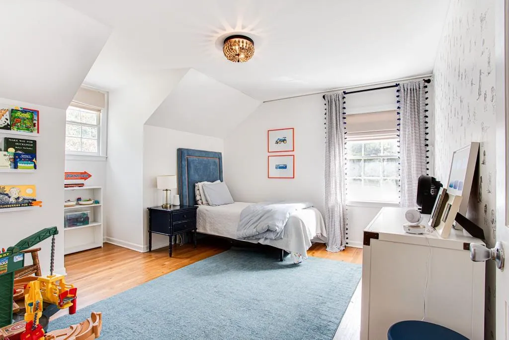 6740 Wright Road, Atlanta, Georgia 30328, 4 Bedrooms Bedrooms, ,3 BathroomsBathrooms,Residential,Sold,6740 Wright Road,7129197