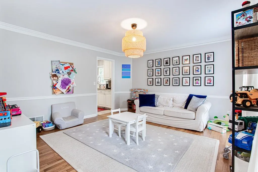 6740 Wright Road, Atlanta, Georgia 30328, 4 Bedrooms Bedrooms, ,3 BathroomsBathrooms,Residential,Sold,6740 Wright Road,7129197