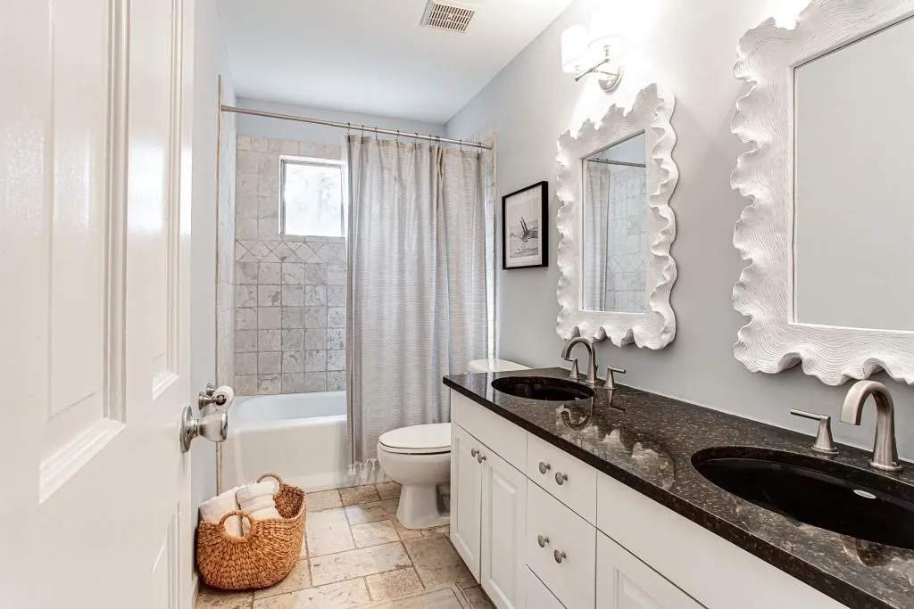 6740 Wright Road, Atlanta, Georgia 30328, 4 Bedrooms Bedrooms, ,3 BathroomsBathrooms,Residential,Sold,6740 Wright Road,7129197