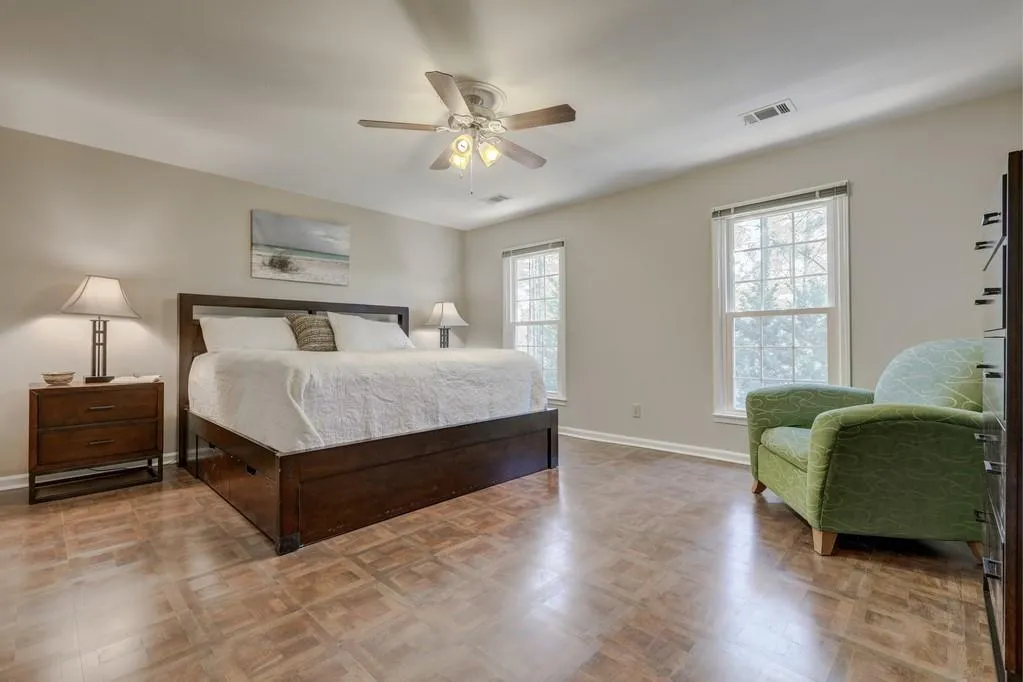 520 The North Chace, Atlanta, Georgia 30328, 3 Bedrooms Bedrooms, ,2 BathroomsBathrooms,Residential,Sold,520 The North Chace,6526420