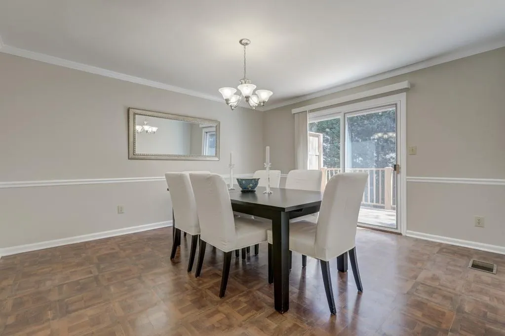 520 The North Chace, Atlanta, Georgia 30328, 3 Bedrooms Bedrooms, ,2 BathroomsBathrooms,Residential,Sold,520 The North Chace,6526420