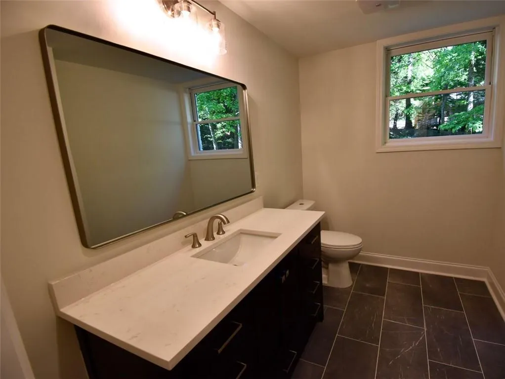 5000 Willow Bluff Drive, Atlanta, Georgia 30350, 7 Bedrooms Bedrooms, ,4 BathroomsBathrooms,Residential,Sold,5000 Willow Bluff Drive,7211084