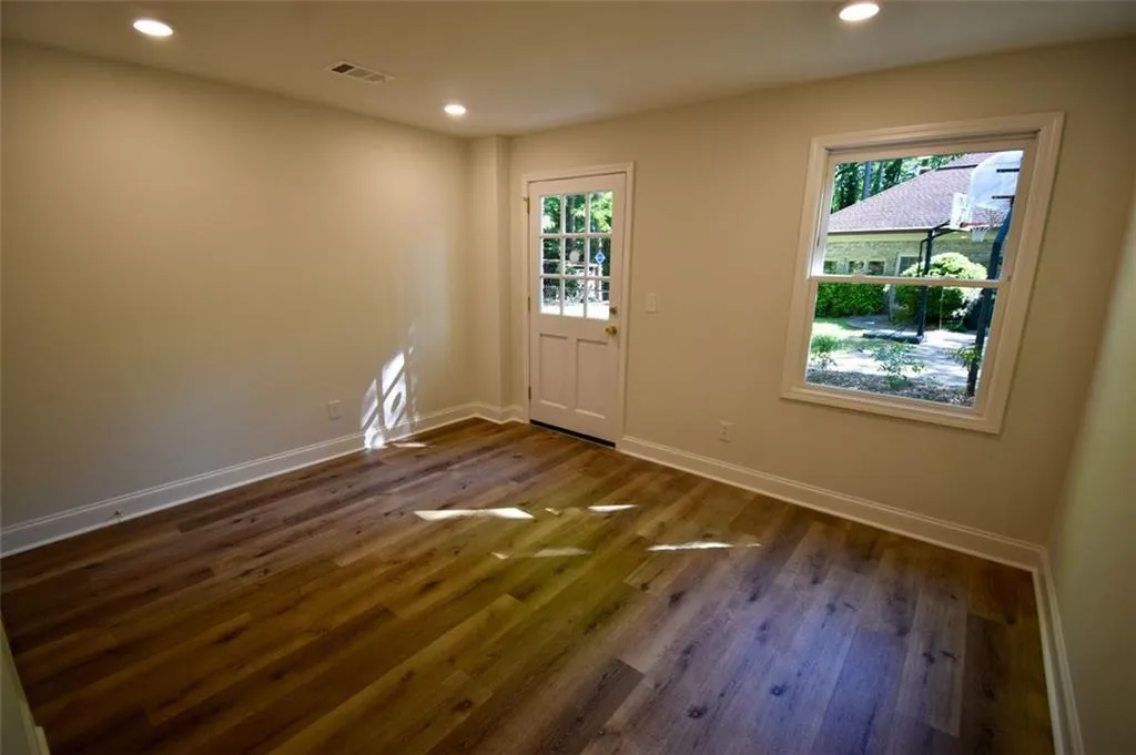 5000 Willow Bluff Drive, Atlanta, Georgia 30350, 7 Bedrooms Bedrooms, ,4 BathroomsBathrooms,Residential,Sold,5000 Willow Bluff Drive,7211084