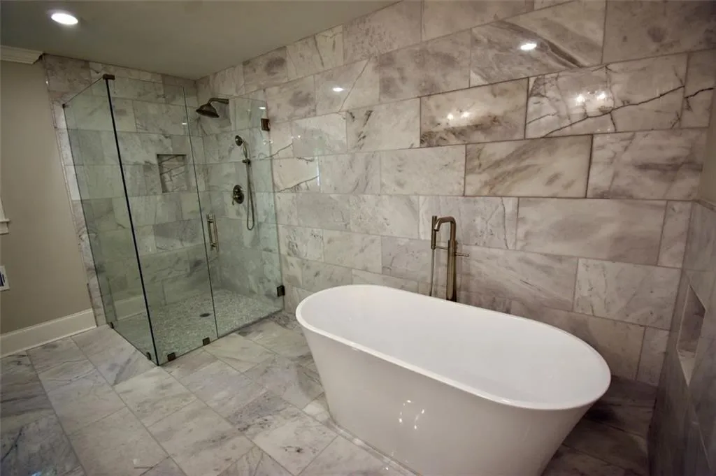 5000 Willow Bluff Drive, Atlanta, Georgia 30350, 7 Bedrooms Bedrooms, ,4 BathroomsBathrooms,Residential,Sold,5000 Willow Bluff Drive,7211084