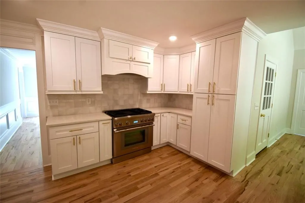 5000 Willow Bluff Drive, Atlanta, Georgia 30350, 7 Bedrooms Bedrooms, ,4 BathroomsBathrooms,Residential,Sold,5000 Willow Bluff Drive,7211084