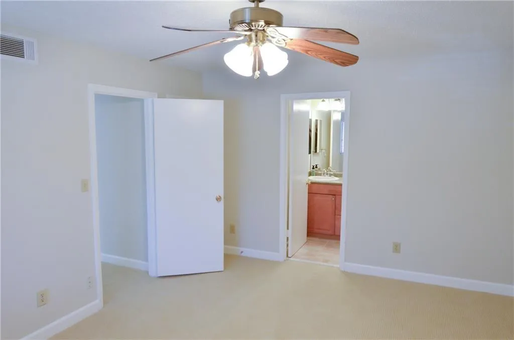 1609 Wingate Way, Sandy Springs, Georgia 30350, 2 Bedrooms Bedrooms, ,2 BathroomsBathrooms,Residential,Sold,1609 Wingate Way,7188443
