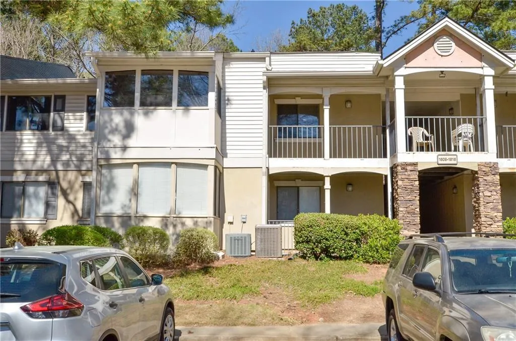 1609 Wingate Way, Sandy Springs, Georgia 30350, 2 Bedrooms Bedrooms, ,2 BathroomsBathrooms,Residential,Sold,1609 Wingate Way,7188443