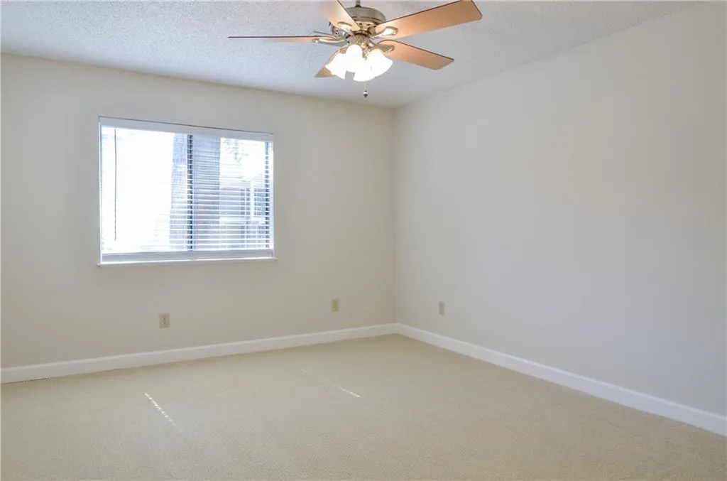 1609 Wingate Way, Sandy Springs, Georgia 30350, 2 Bedrooms Bedrooms, ,2 BathroomsBathrooms,Residential,Sold,1609 Wingate Way,7188443