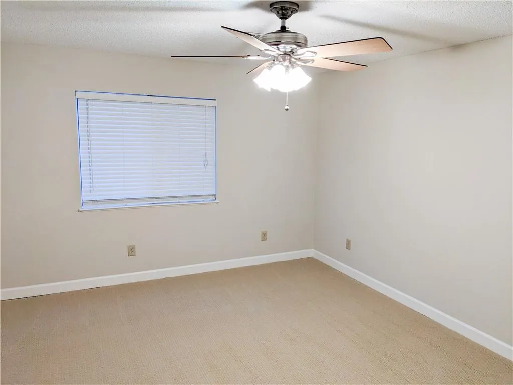 1609 Wingate Way, Sandy Springs, Georgia 30350, 2 Bedrooms Bedrooms, ,2 BathroomsBathrooms,Residential,Sold,1609 Wingate Way,7188443