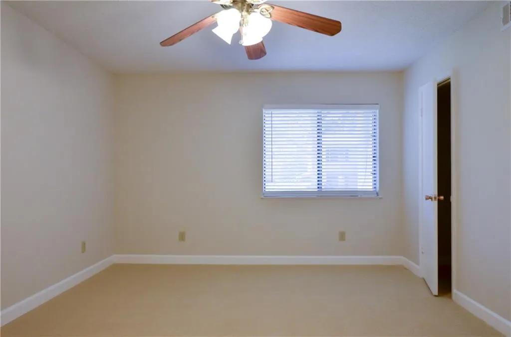 1609 Wingate Way, Sandy Springs, Georgia 30350, 2 Bedrooms Bedrooms, ,2 BathroomsBathrooms,Residential,Sold,1609 Wingate Way,7188443