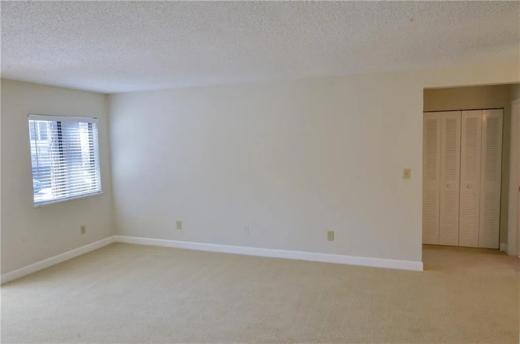1609 Wingate Way, Sandy Springs, Georgia 30350, 2 Bedrooms Bedrooms, ,2 BathroomsBathrooms,Residential,Sold,1609 Wingate Way,7188443