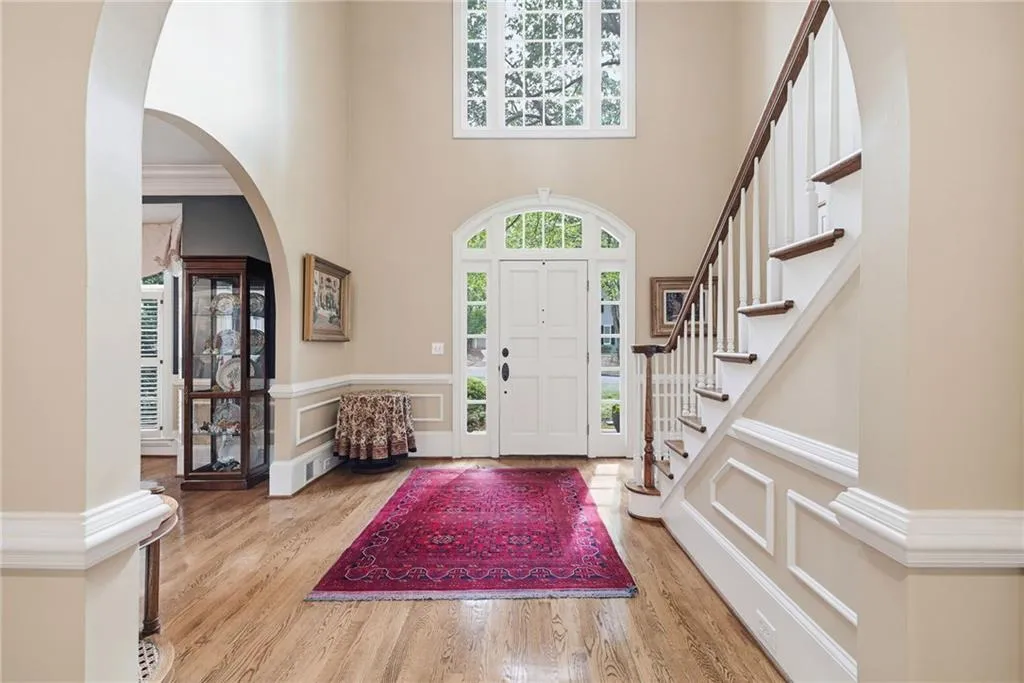 5100 Falcon Chase Lane, Atlanta, Georgia 30342, 4 Bedrooms Bedrooms, ,4 BathroomsBathrooms,Residential,For Sale,5100 Falcon Chase Lane,7752820