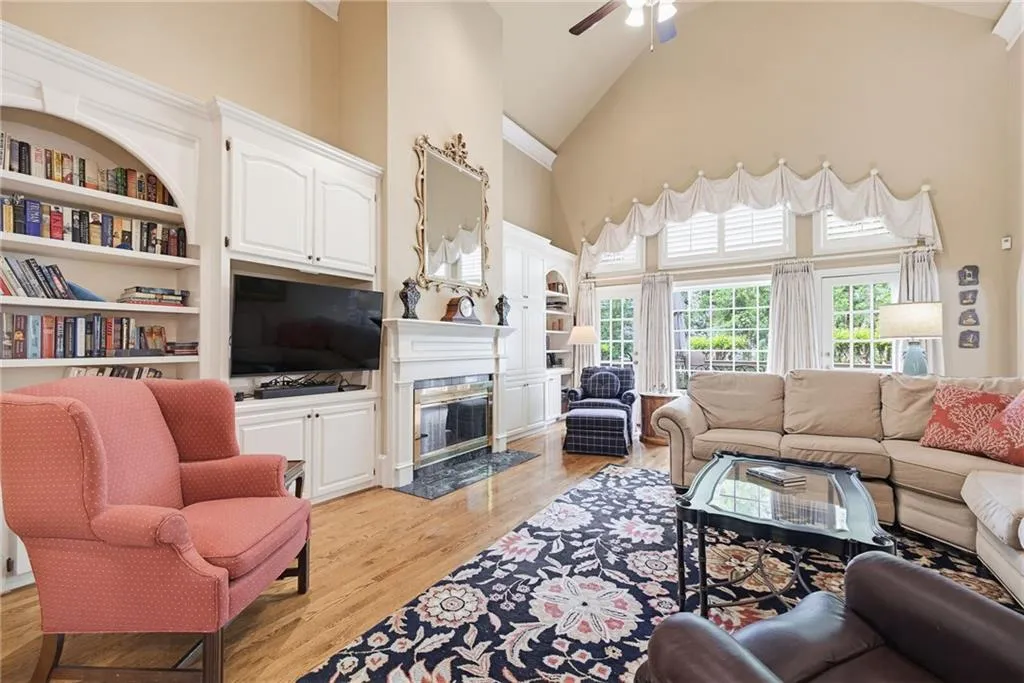5100 Falcon Chase Lane, Atlanta, Georgia 30342, 4 Bedrooms Bedrooms, ,4 BathroomsBathrooms,Residential,For Sale,5100 Falcon Chase Lane,7752820
