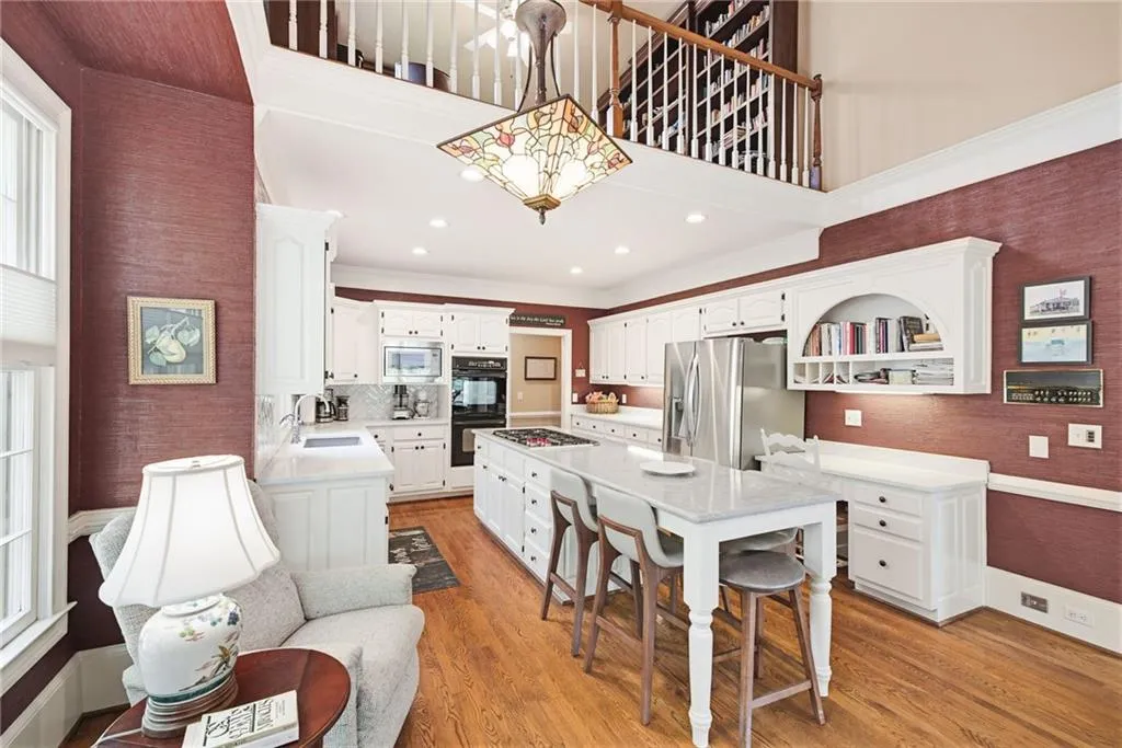 5100 Falcon Chase Lane, Atlanta, Georgia 30342, 4 Bedrooms Bedrooms, ,4 BathroomsBathrooms,Residential,For Sale,5100 Falcon Chase Lane,7752820