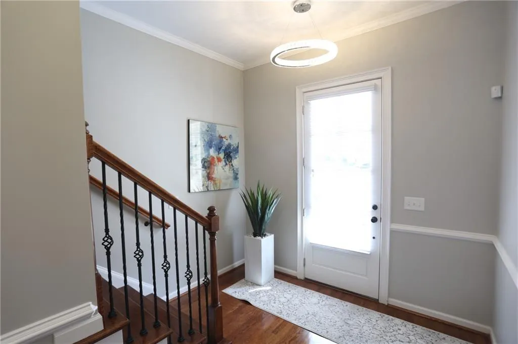 914 Acadiana Drive, Atlanta, Georgia 30328, 3 Bedrooms Bedrooms, ,2 BathroomsBathrooms,Residential,Sold,914 Acadiana Drive,6876792