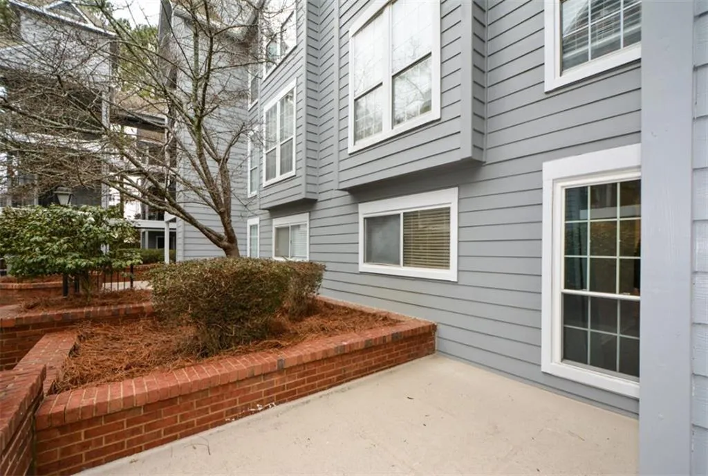 313 Granville Court, Sandy Springs, Georgia 30328, 2 Bedrooms Bedrooms, ,2 BathroomsBathrooms,Residential,Sold,313 Granville Court,7157545