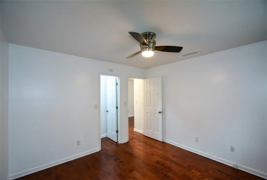 313 Granville Court, Sandy Springs, Georgia 30328, 2 Bedrooms Bedrooms, ,2 BathroomsBathrooms,Residential,Sold,313 Granville Court,7157545