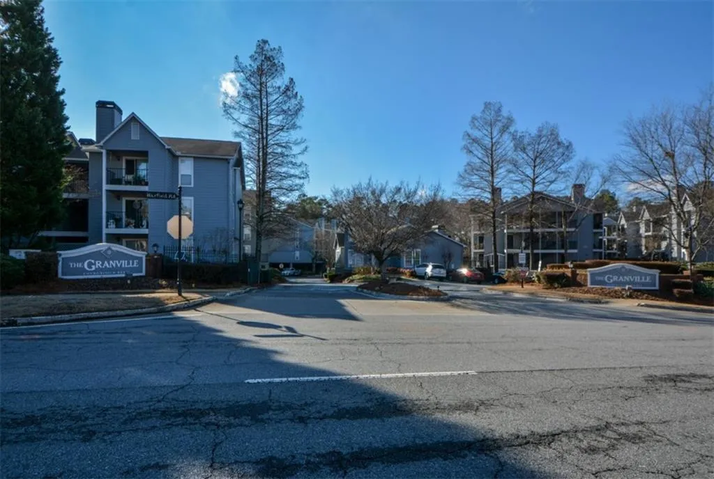 313 Granville Court, Sandy Springs, Georgia 30328, 2 Bedrooms Bedrooms, ,2 BathroomsBathrooms,Residential,Sold,313 Granville Court,7157545