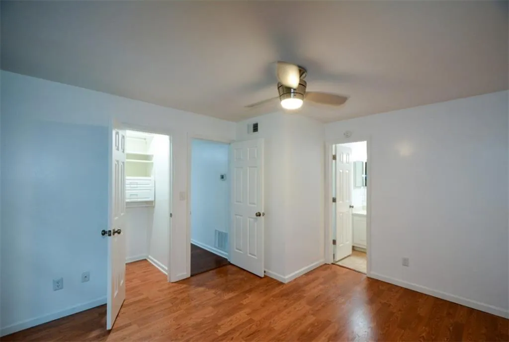313 Granville Court, Sandy Springs, Georgia 30328, 2 Bedrooms Bedrooms, ,2 BathroomsBathrooms,Residential,Sold,313 Granville Court,7157545