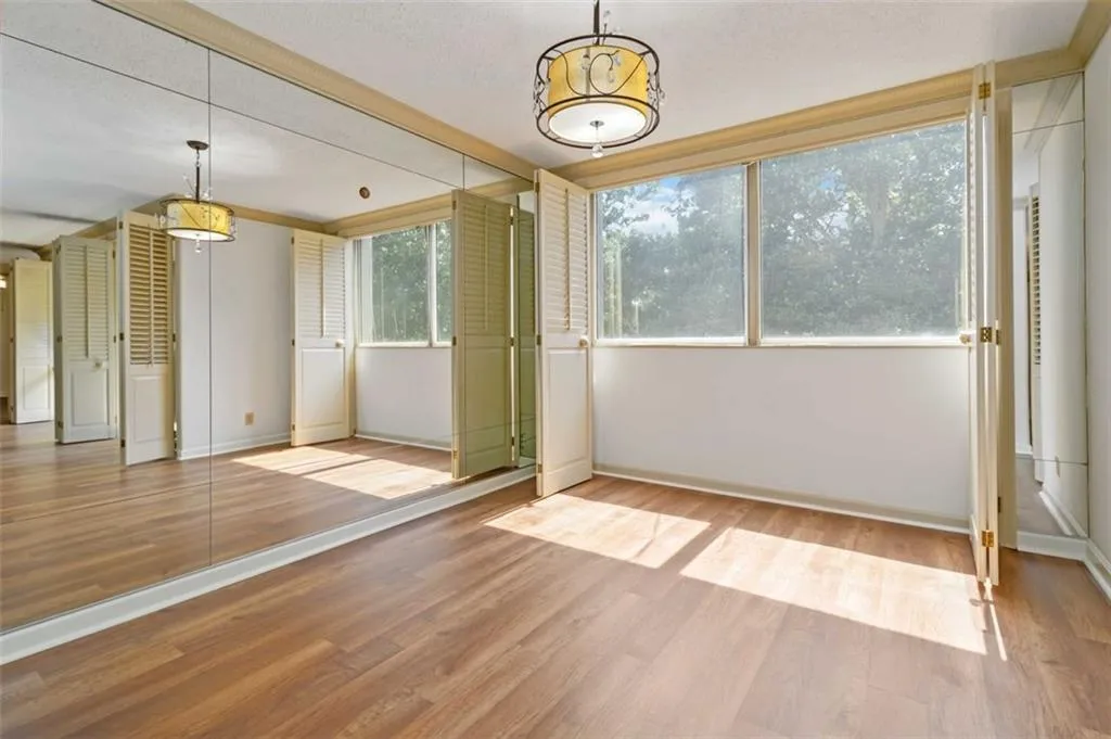 3530 Piedmont Road Ne Unit 5a, Atlanta, Georgia 30305, 3 Bedrooms Bedrooms, ,2 BathroomsBathrooms,Residential,For Sale,3530 Piedmont Road Ne Unit 5a,7595843